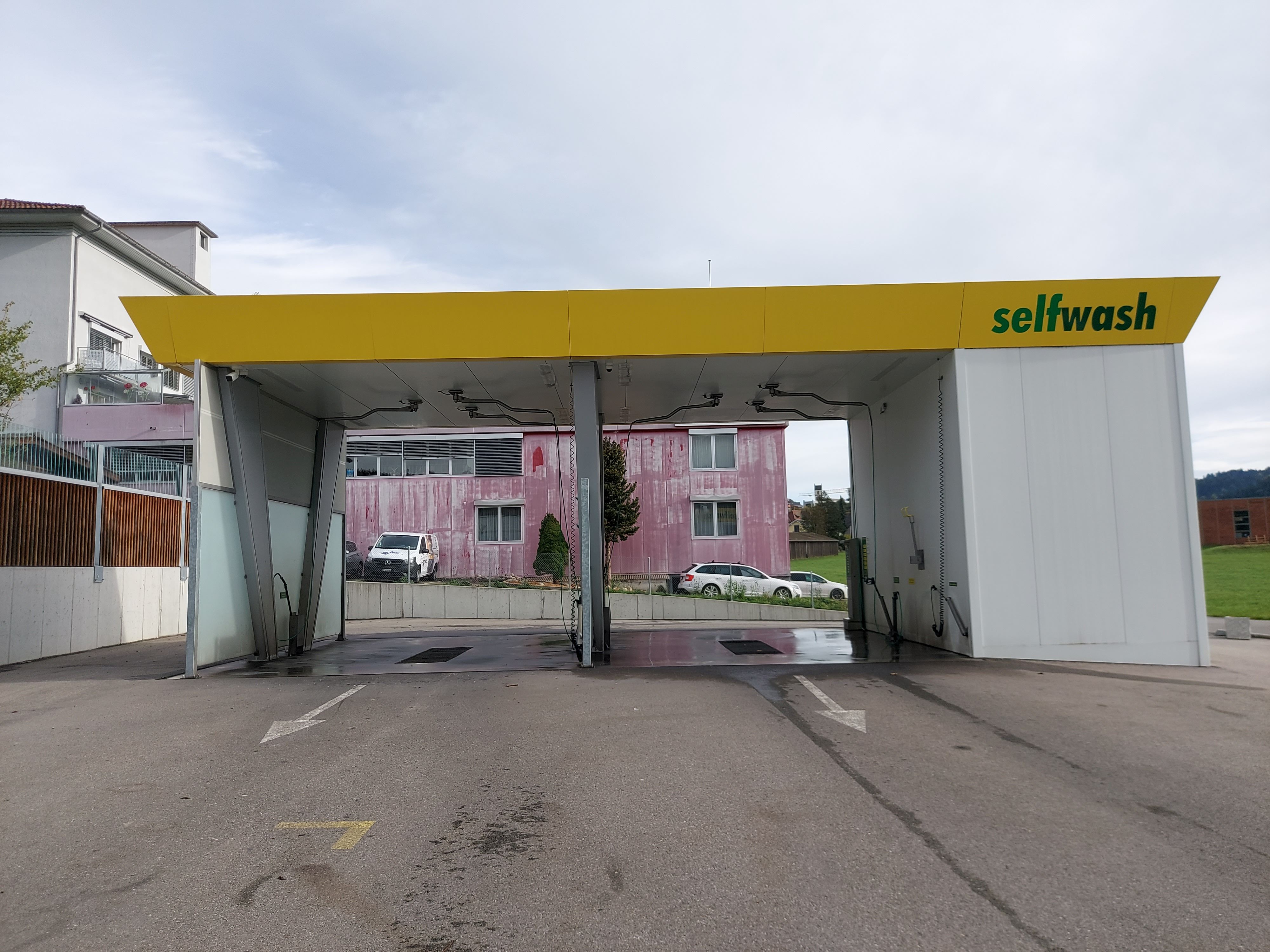 Waschanlage TopShop.jpg