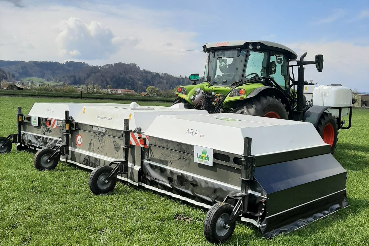 innovagri ecorobotix.jpg