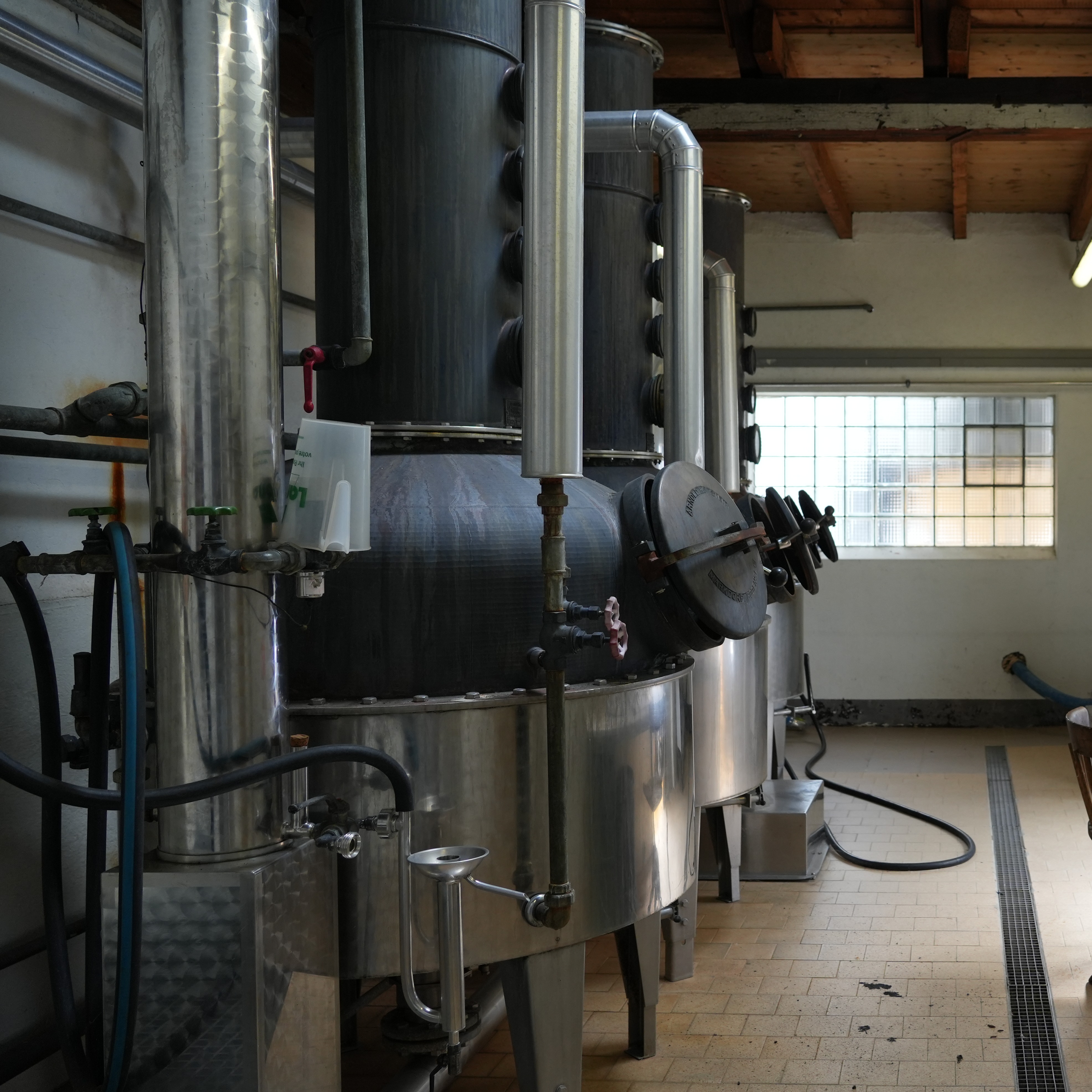 Brennerei zugeschnitten