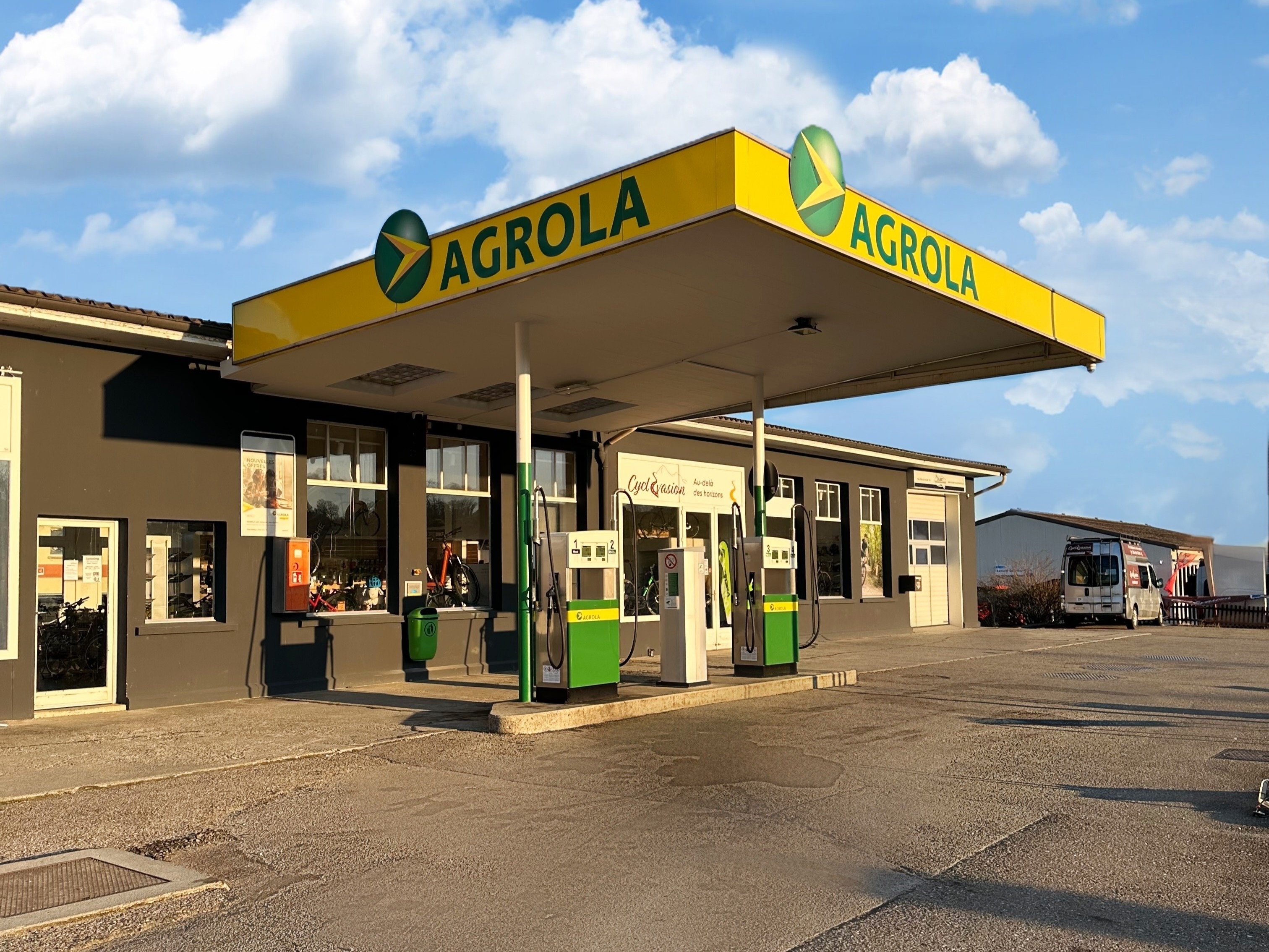 LBV Station-services, Route de Berne, Vue d-ensemble