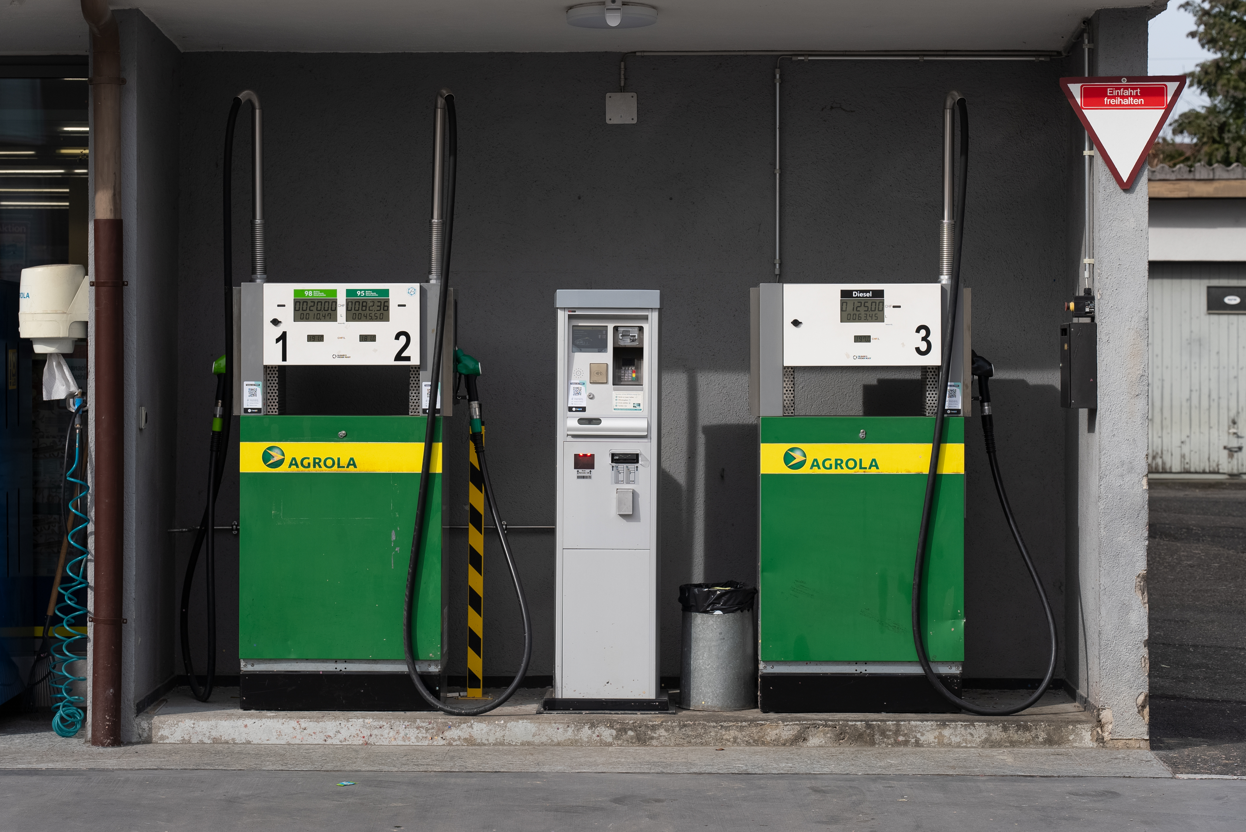 AGROLA Tankstelle Zeihen Il