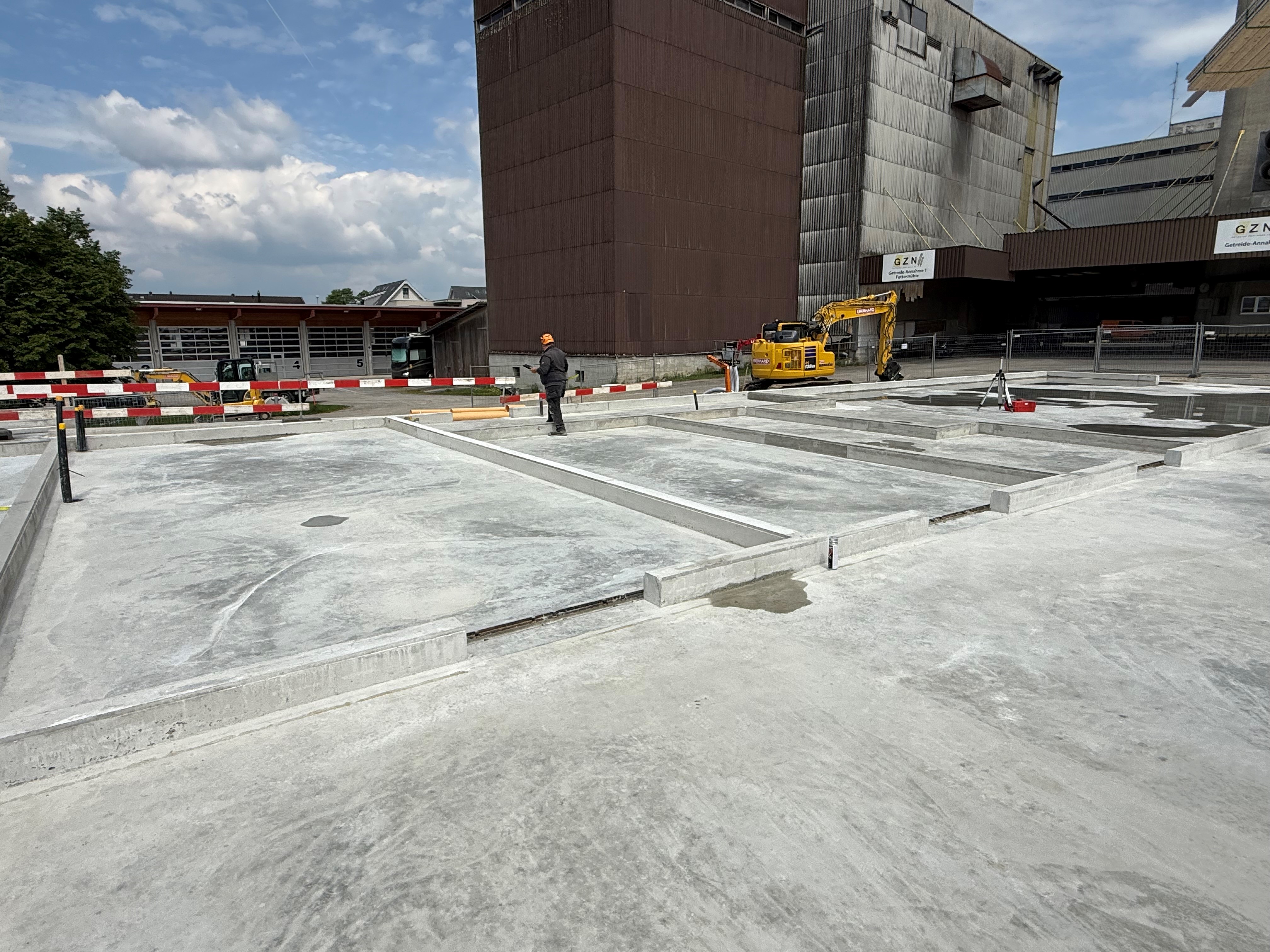 Standort Niederhasli 08.05.2025b