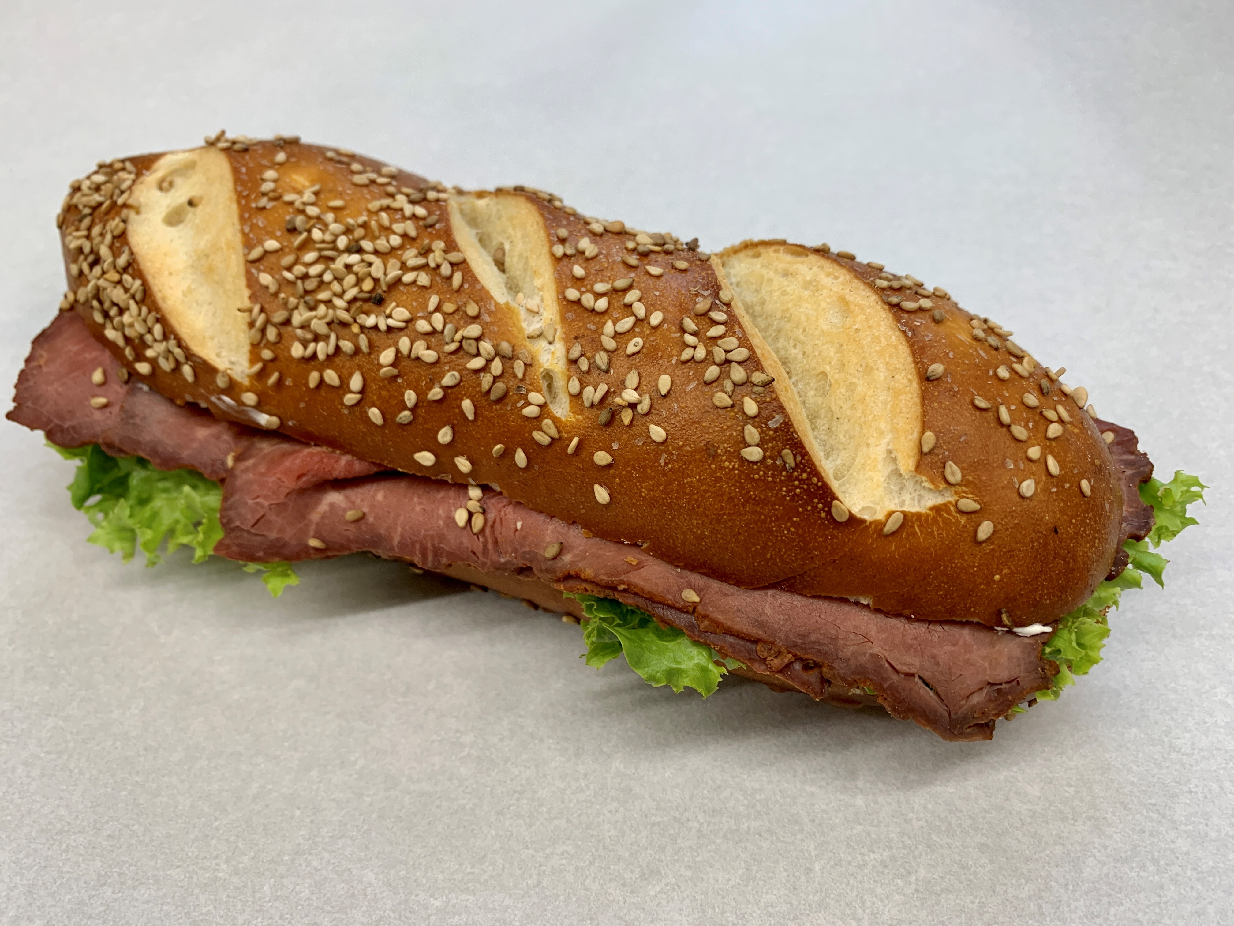 Breites Angebot an Backwaren und Convenience-Produkten