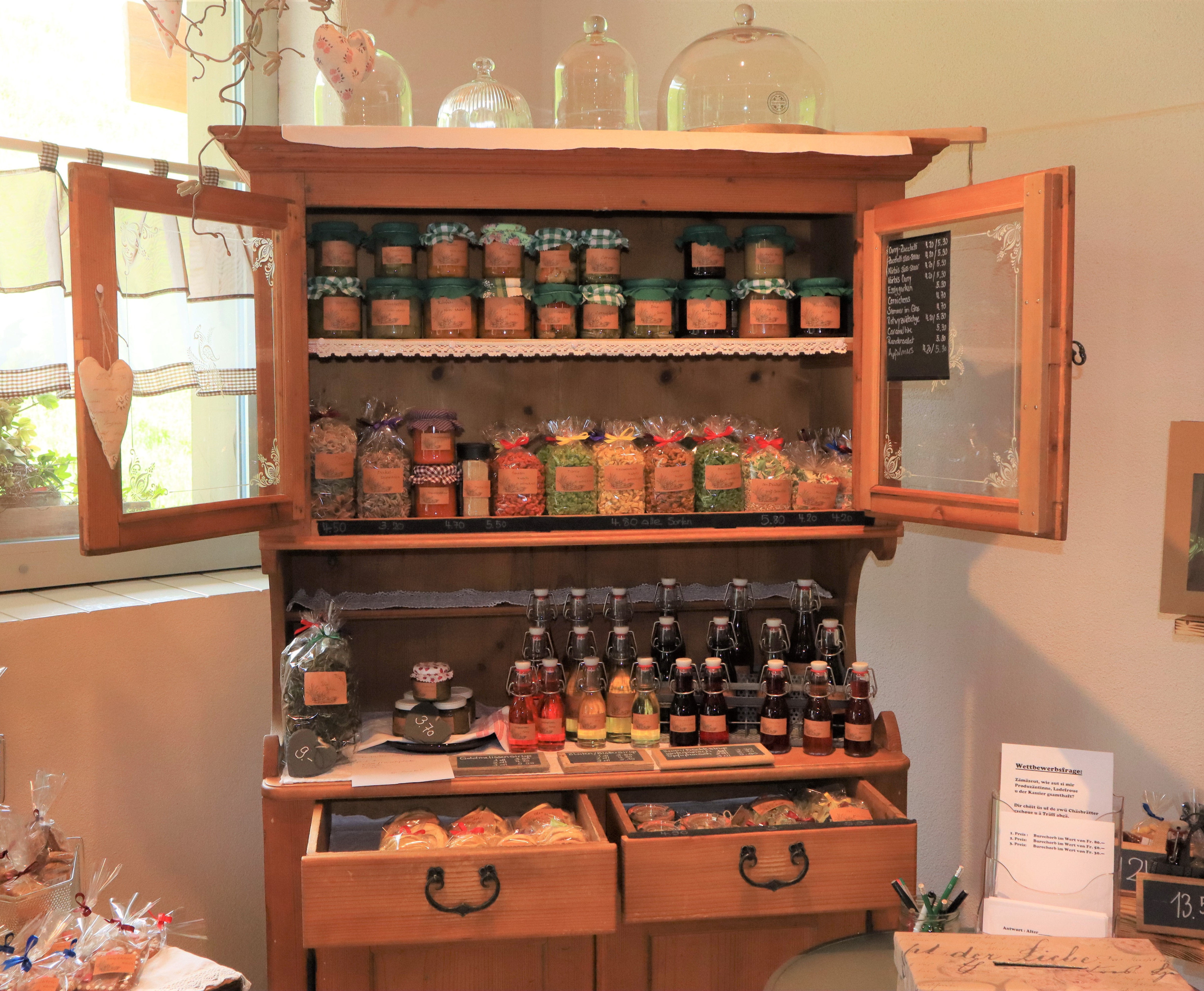 Burechorb Kommode Diverses