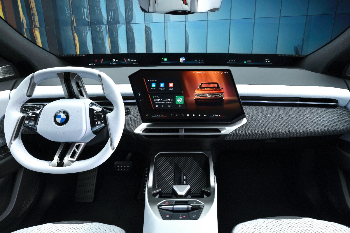 BMW iX3 infotainment