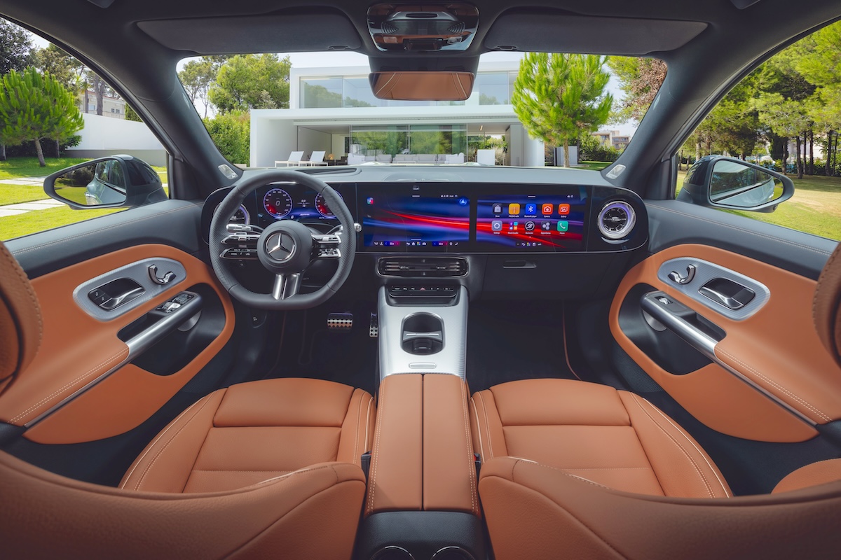2026 Mercedes-Benz GLB dashboard