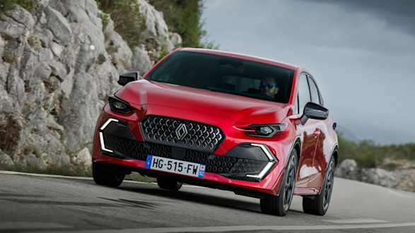 Renault Clio Review 2027 | Early impressions of France's forthcoming supermini