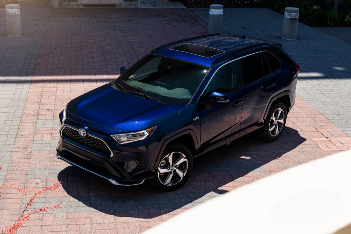 Review: 2021 Toyota RAV4 XLE AWD - Hagerty Media