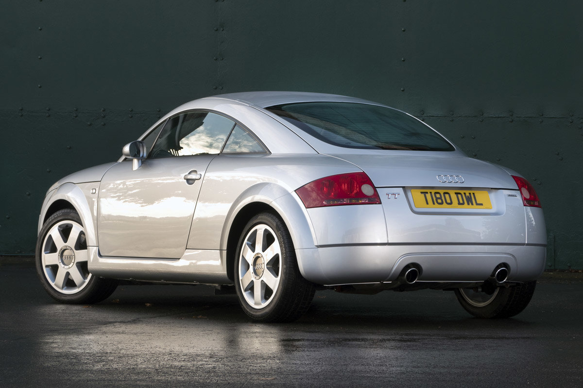 Is the Iconic Audi TT still a great sports car? (full review) 
