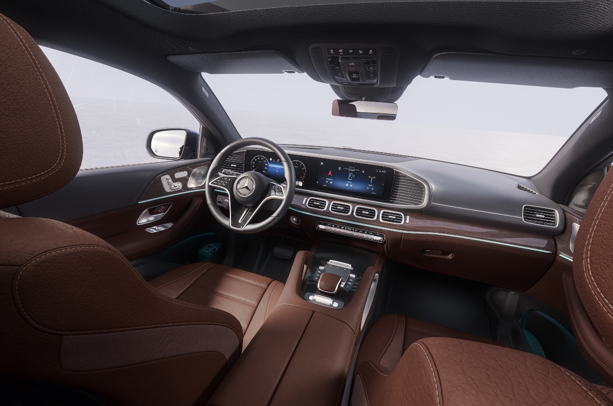 2023 Mercedes GLE biege interior