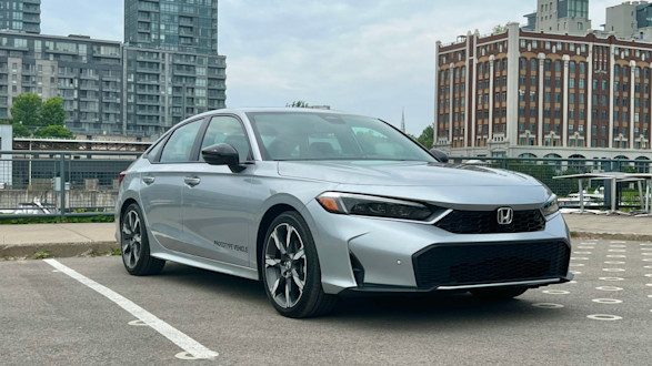 2025 Honda Civic Hybrid Review and Video