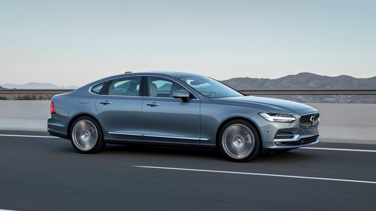 What to Consider When Buying a Car for Commuting