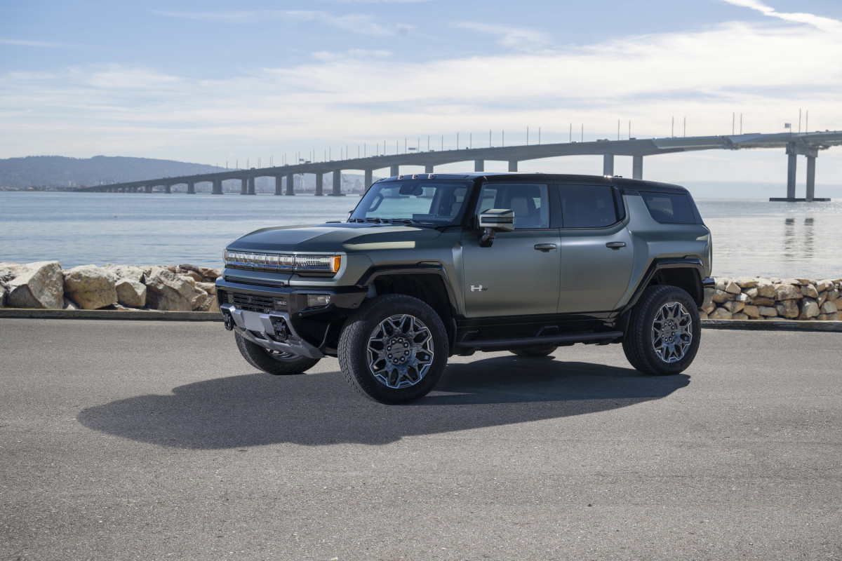 2024 GMC Hummer EV SUV