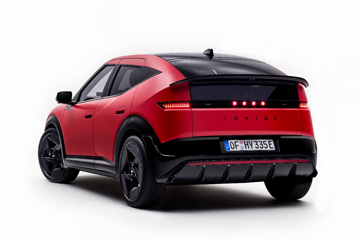 Hyundai Ioniq 3 rear 3:4
