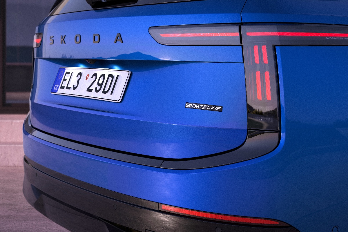 2026 Skoda Peaq Sportline rear 1