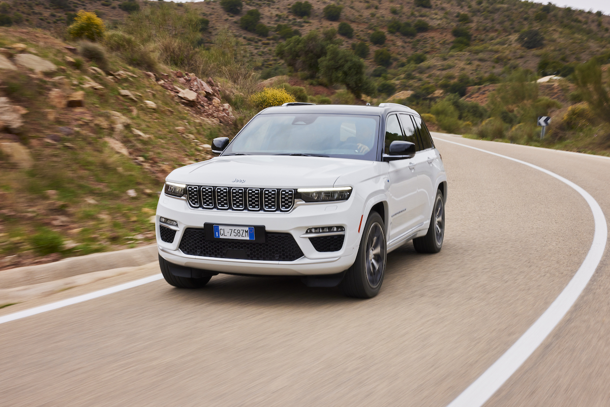 Jeep Grand Cherokee front driving