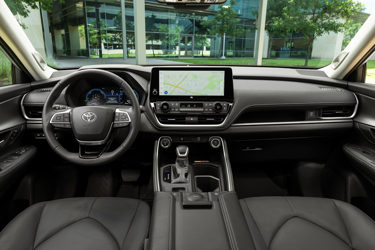 2025 Toyota Grand Highlander Hybrid Preview - interior