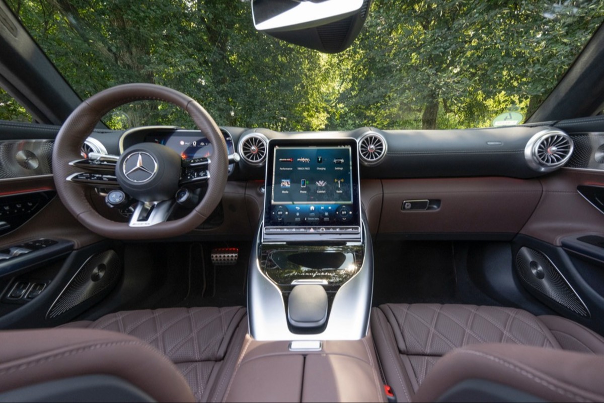 2026 Mercedes-Benz SL-Class Preview - interior