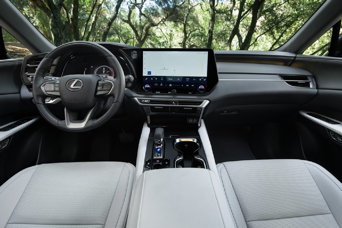2026 Lexus RX Preview - interior