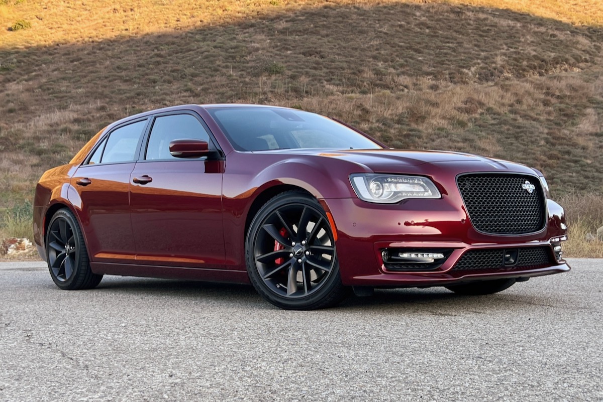 2023 Chrysler 300 Color Options