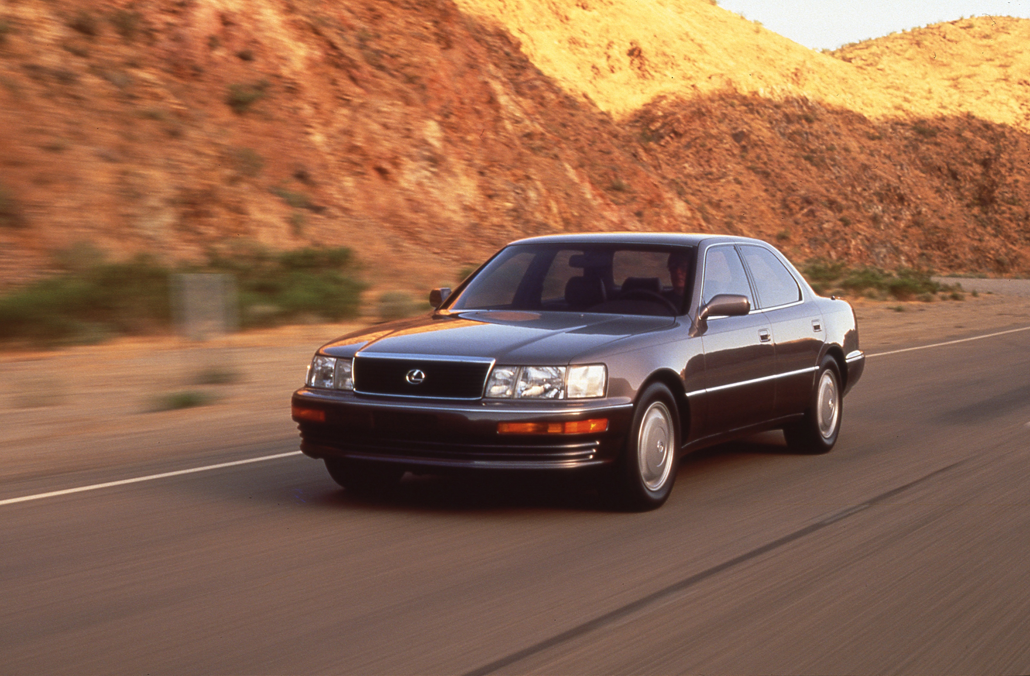 1993 Lexus LS400