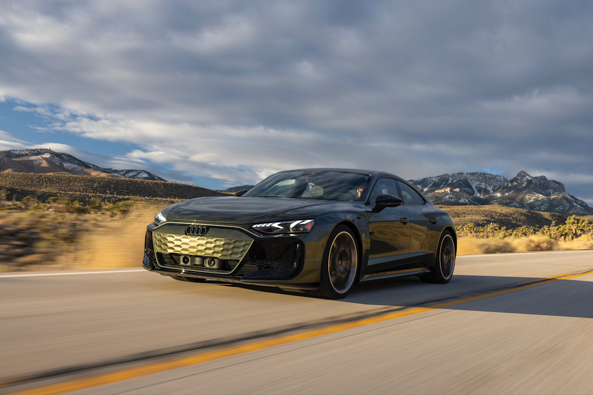 2025 Audi RS e-tron GT Preview - summary