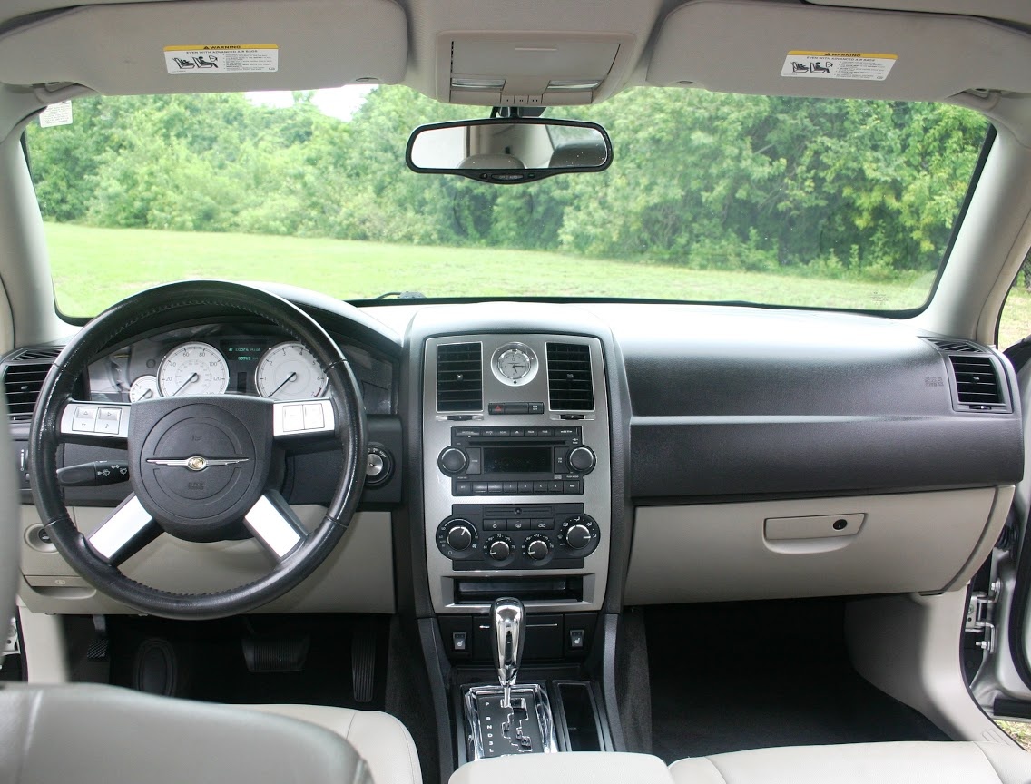 2006 Chrysler 300 Test Drive Review