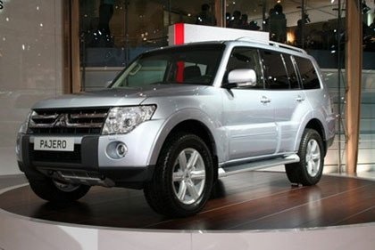 2006 Mitsubishi Montero Limited 4x4 SUV: Trim Details, Reviews, Prices,  Specs, Photos and Incentives