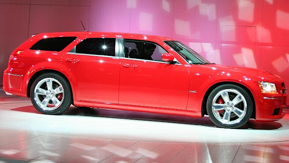 Dodge Magnum Buying Guide: Cost, Reliability, and the Best Years to Buy