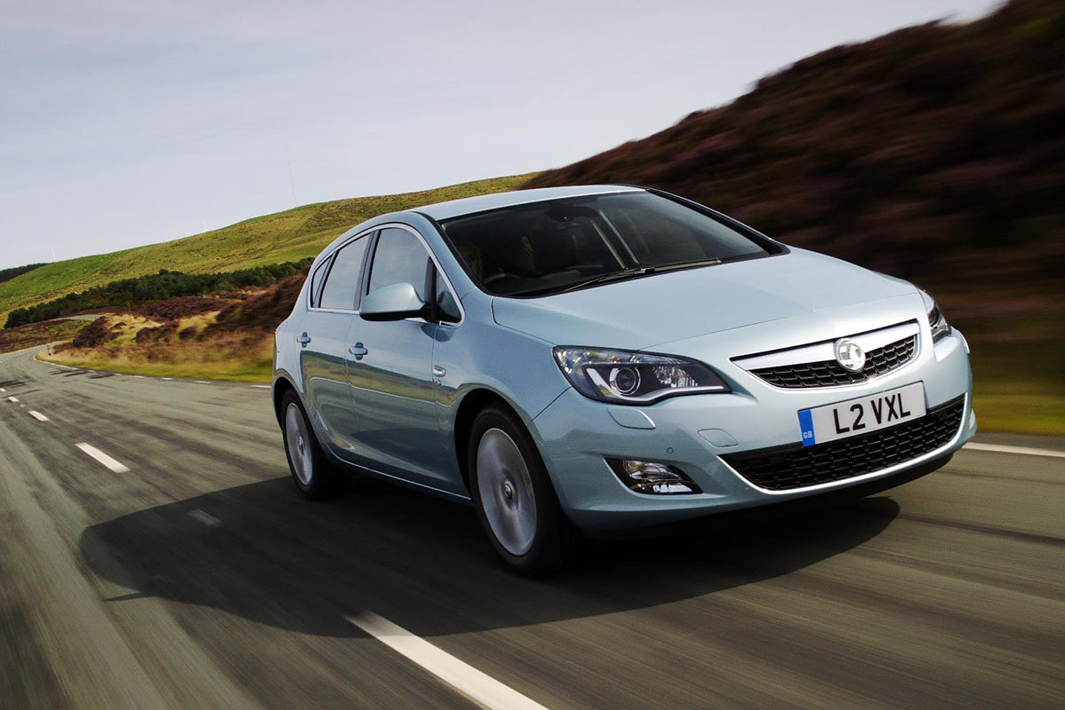 mk6 Vauxhall Astra test drive review 