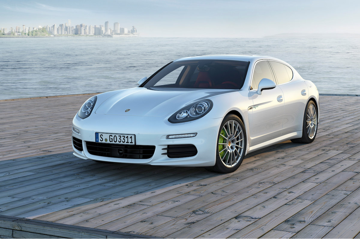 2009-2016 Porsche Panamera Generational Review summaryImage