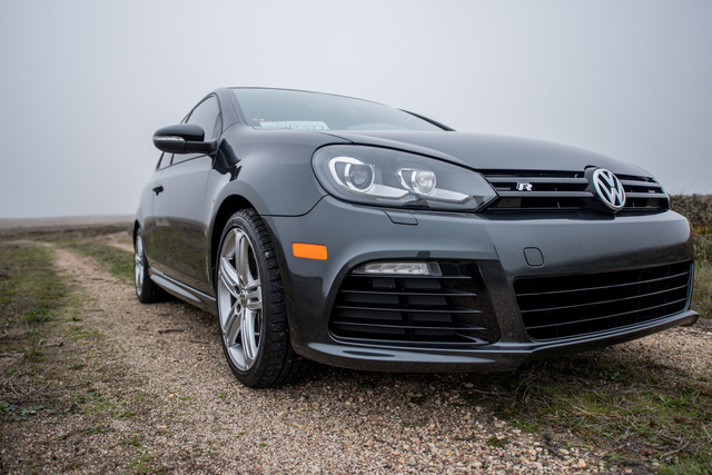 2012 Volkswagen Golf R Price, Review & Ratings