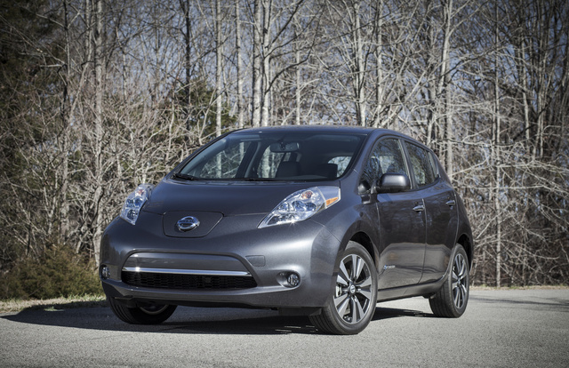 2013 Nissan LEAF Preview summaryImage