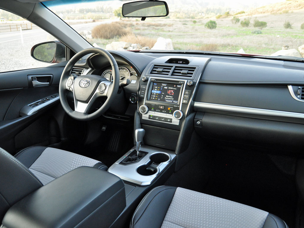 2014 Toyota Camry Test Drive Review