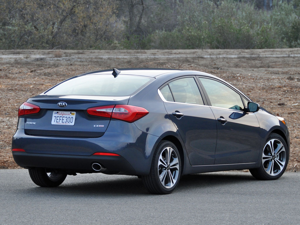 2015 Kia Forte Test Drive Review - CarGurus