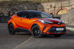 Toyota C-HR image