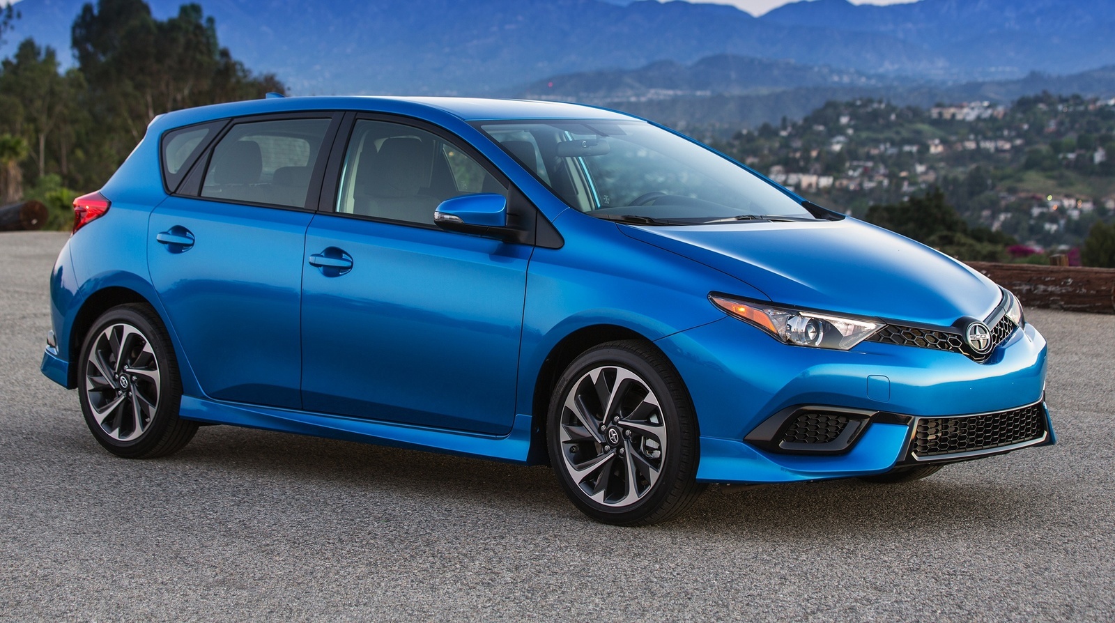 2016 Scion iM