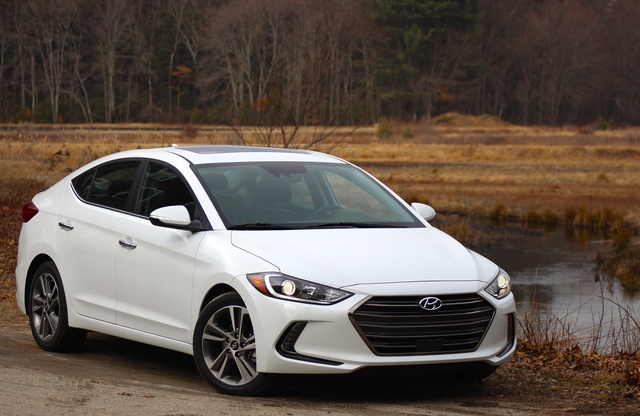 2017 Hyundai Elantra Preview summaryImage