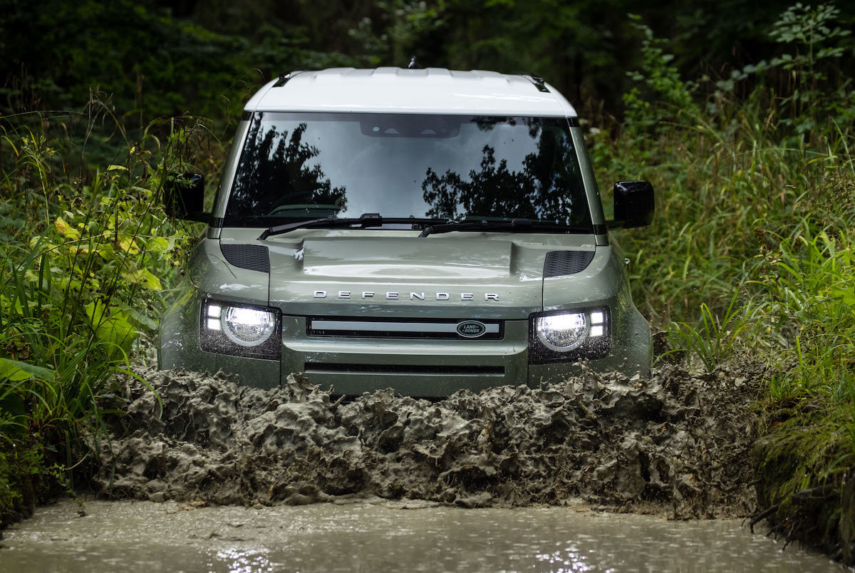 2020-2020 Land Rover Defender Generational Review summaryImage