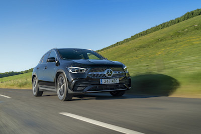 Mercedes-Benz GLA vs Mercedes-Benz GLC: Which is better?
