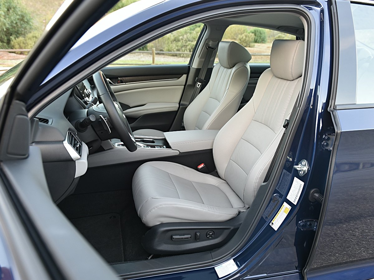 2020 Honda Accord Hybrid Test Drive Review