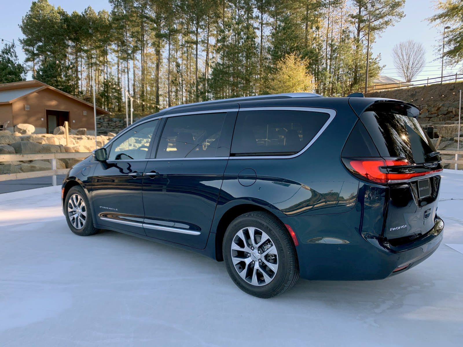 2021 Chrysler Pacifica Test Drive Review