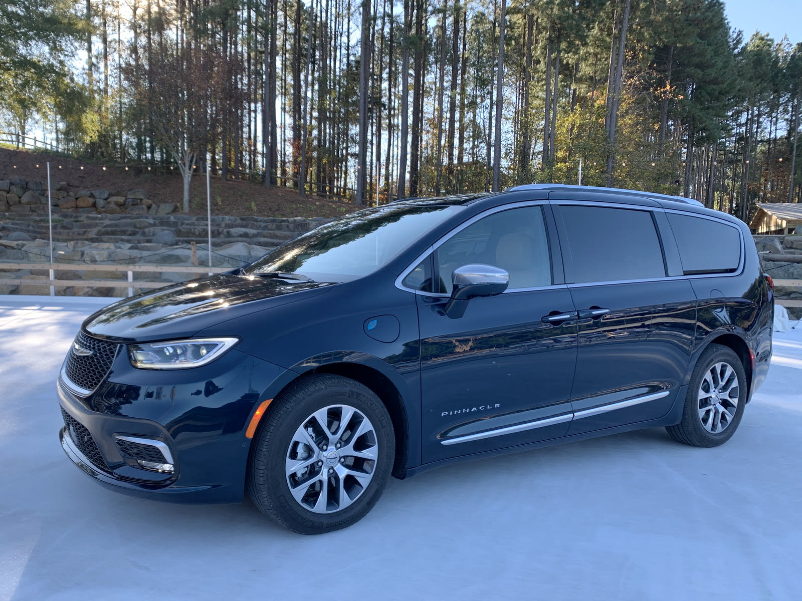 2021 Chrysler Pacifica Test Drive Review
