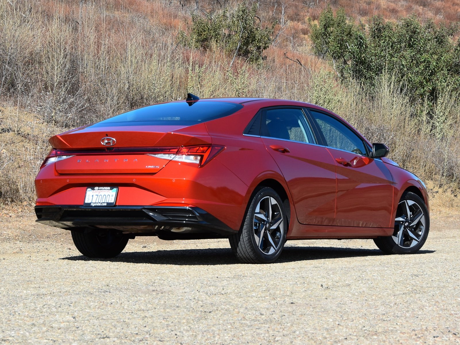 Video Review: 2021 Hyundai Elantra Expert Test Drive - CarGurus