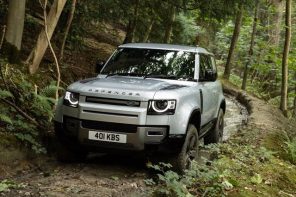 Land Rover 110 Defender image