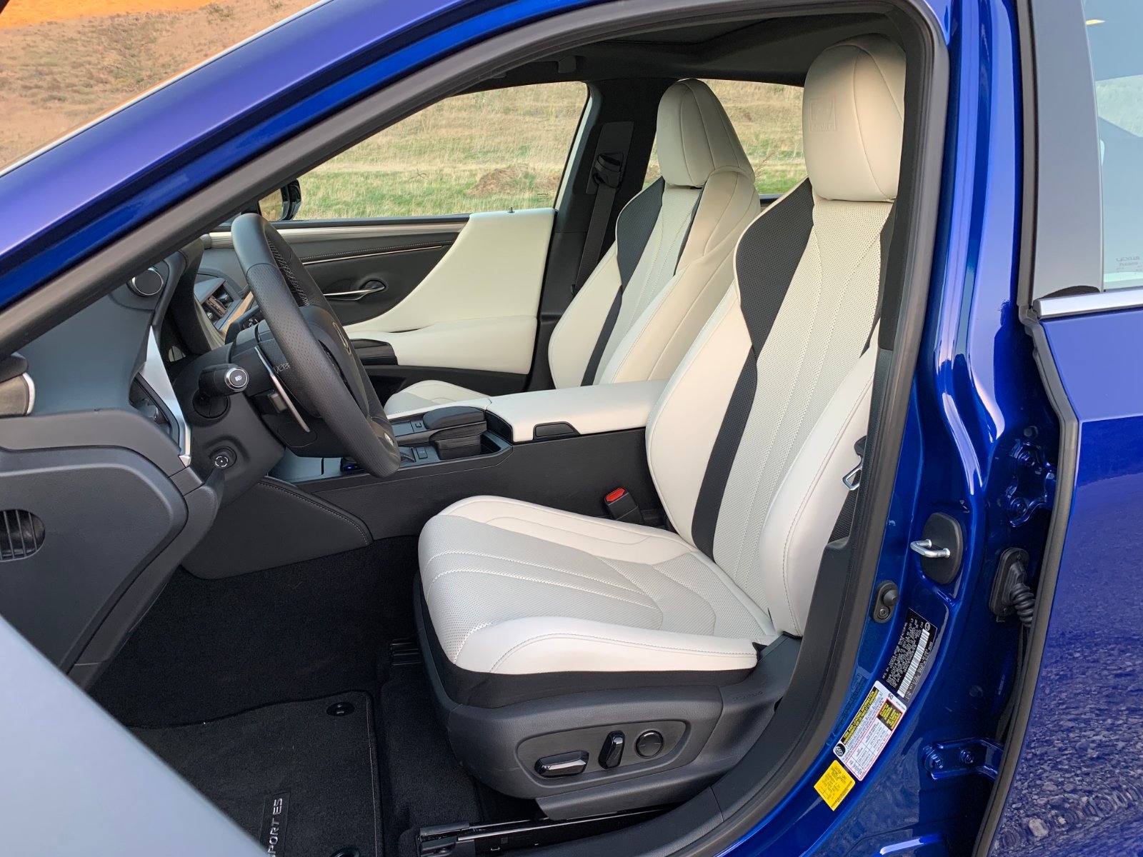 2021 Lexus ES Test Drive Review