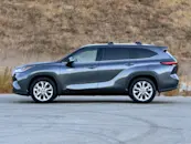 Picture of 2021 Toyota Highlander Hybrid