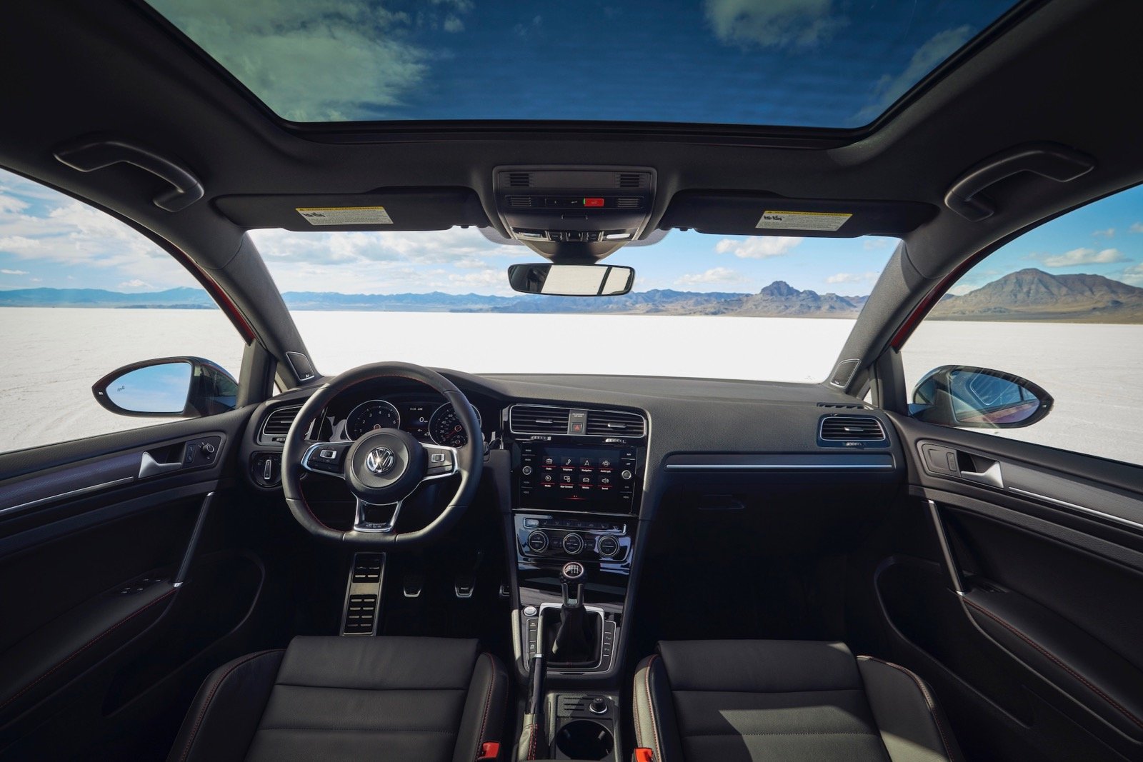 2021 Volkswagen Golf GTI Test Drive Review