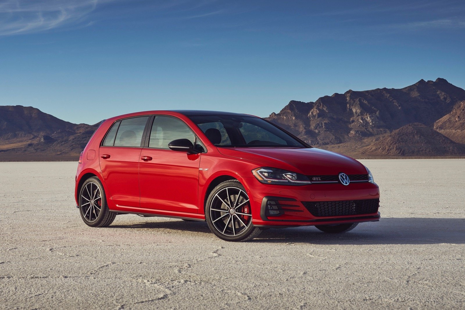 2020 Volkswagen Golf GTI 2.0T Autobahn Review