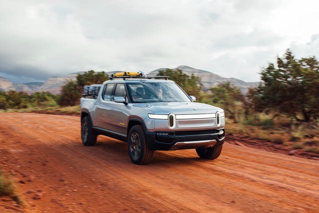 2022 Rivian R1T Preview summaryImage